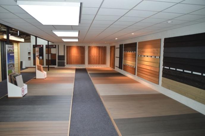 Showroom met verkoopartikelen